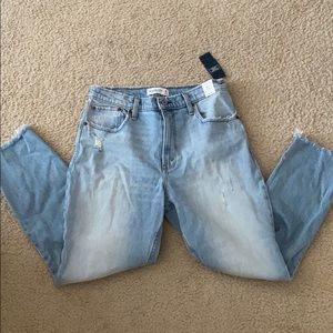 NWT Abercrombie & Fitch mom jeans